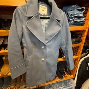 Women's Blue Pea coat